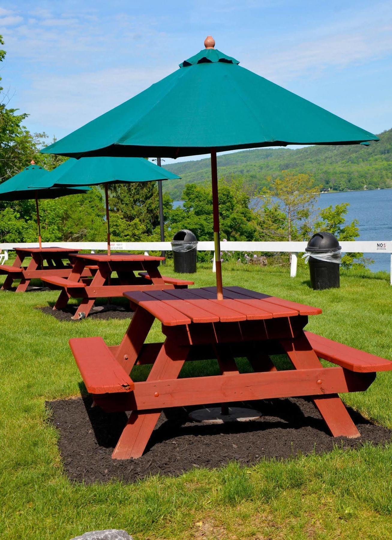 Lake View Motel Cooperstown Exterior photo